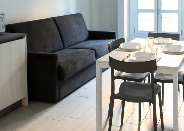 Ce6 - Corso Sempione • Large Apartment